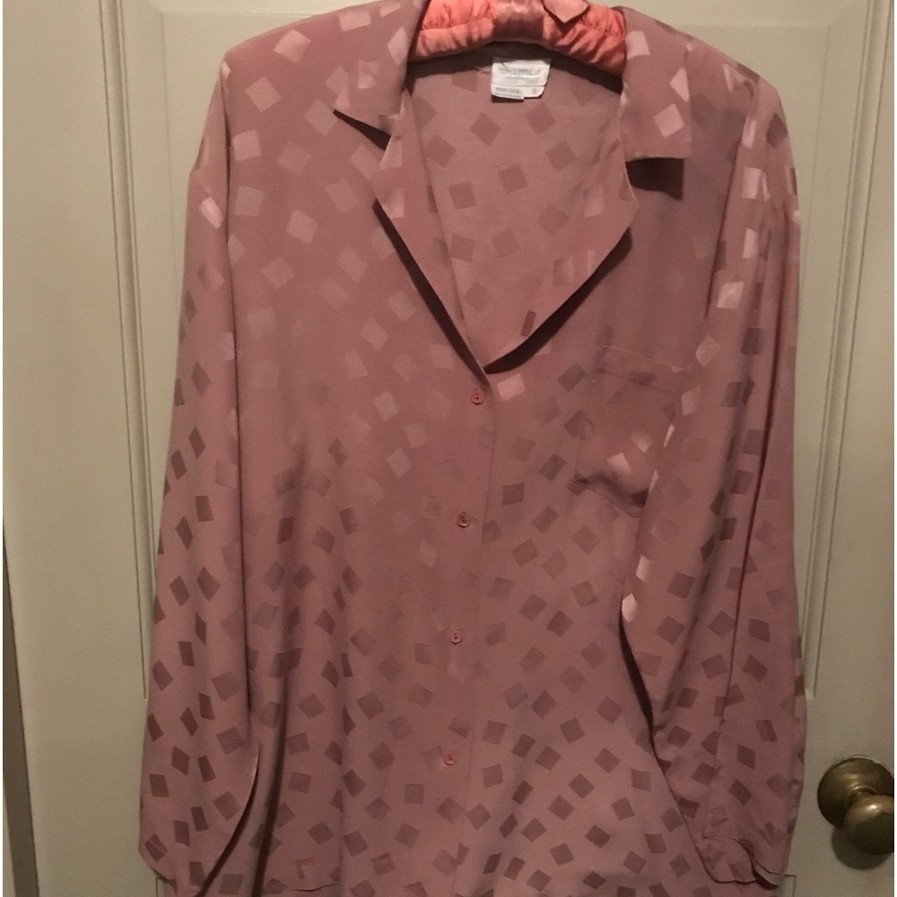 Mauve night shirt by Sami lingerie  100 percent silk size small